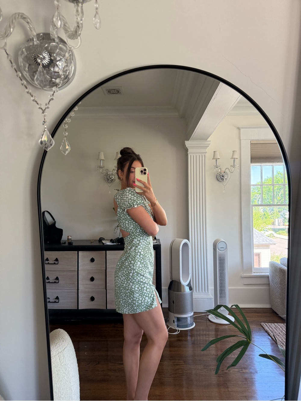 Princess Polly Green Floral Mini Dress with Puff Sleeves - Picture 2 of 4